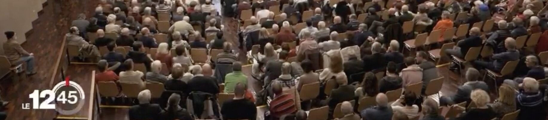 Conférence publique SIE. Image RTS.